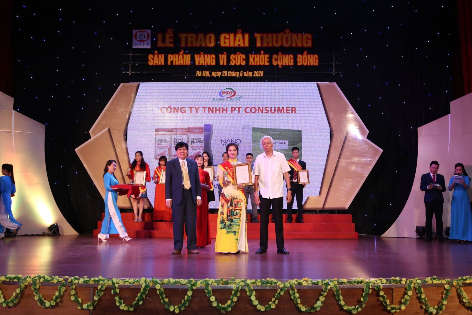 Nanao Fucoidan đạt giải thưởng Sản phẩm vàng vì sức khỏe cộng đồng 2020 a